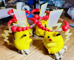 X4 Pokemon Celebrations Premium Gigantamax Pikachu Figure from Collection Box - Image 2