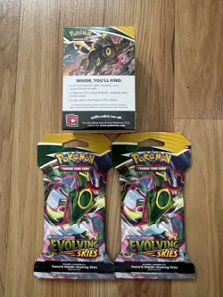Sealed Pokemon Evolving Skies Build & Battle Box with 2 Booster Packs New - Image 3