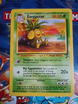 Exeggutor 39/130 - Uncommon 2000 English Base Set 2 Pokemon Card - Image 1