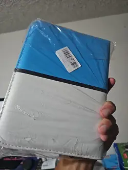POKEMON beginner-size 3 ring Binder 400 Pocket Top Loader Card NWT #003 - Image 2