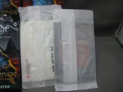 MAGIC THE GATHERING UNIVERSES BEYOND LORD OF THE RINGS BOOSTER SET 3 PACKS PLUSc - Image 3