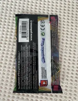 Boosters Pokemon Voltage Eclatant EB4 Epee Et Bouclier FR NEUF SCELLE Zarude 🐊 - Image 2