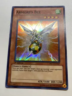 Yugioh Armored Bee Super Rare 1st Edition PRC1-EN007 MP - Image 1