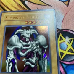 Yugioh! Summoned Skull MRD-003 Ultra Rare Unlimited (2010-17 Print) NM - Image 3