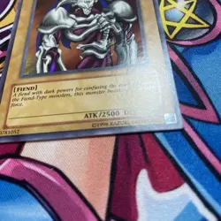 Yugioh! Summoned Skull MRD-003 Ultra Rare Unlimited (2010-17 Print) NM - Image 4