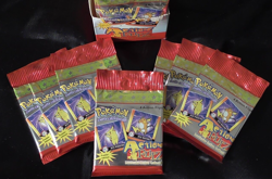 1) Vintage 1999 POKEMON ACTION FLIPZ SEALED BOOSTER PACK PREMIER EDITION - Image 2