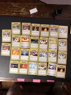 Lot Of 26 2016 EVOLUTIONS POKEMON TRAINER CARDS - Image 1