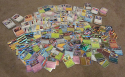 Pokemon 600 + Japanese Card Lot mixed with Halo - Image 1