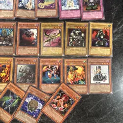 Konami Yu-Gi-Oh Yugi Starter Deck Miscellaneous Cards Lot Of 45 rare cards - Image 5