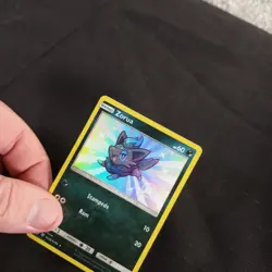 Pokemon TCG - Zorua SV25 Metang SV31 / SV94 Hidden Fates Shiny Vault Holo Card - Image 4