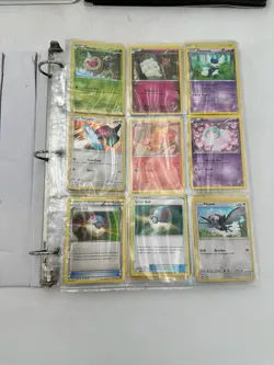 HUGE Binder Collection Lot of 550+ Pokemon Cards - Image 3