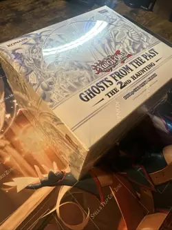 Yu-Gi-Oh! TCG Vision Hero Ghosts From the Past: The 2nd Haunting - Image 2
