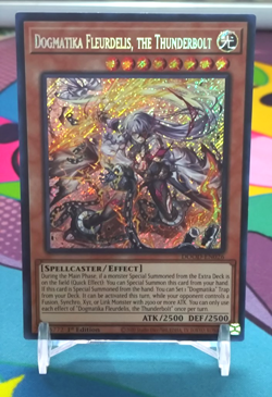 Yugioh Dogmatika Fleurdelis, the Thunderbolt DOOD-EN026 Secret Rare 1st ed. NM - Image 1