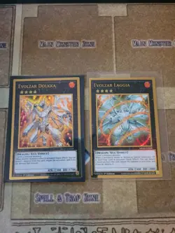 YUGIOH EVOLZAR LAGGIA + EVOLZAR DOLKKA MGED GOLD 1ST ED NM - Image 1