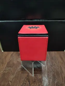Mtg Ultra Pro Deck Box Leather Guild Rakdos Alcove Flip Magnetic Slightly Used - Image 4