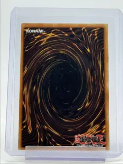 BLUE-EYES WHITE DRAGON 2010 YU-GI-OH! LEGENDARY ULTRA RARE A Q4647 - Image 2
