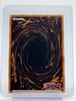 BLUE-EYES WHITE DRAGON 2010 YU-GI-OH! LEGENDARY COLLECTION SECRET Q4647 - Image 2