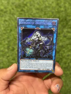 Gorgon of Zilofthonia DUAD-EN050 Secret Rare 1st Edition Yu-Gi-Oh! - Image 1