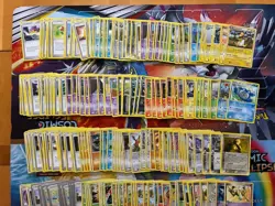 Vintage Pokemon Card Lot Fire Poliwrath Ampharos Arcanine Etc 265+ - Image 2
