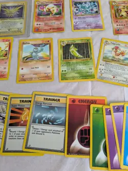 Unknown Lot Of Pokemon Base Set Cards W/ Holos - Image 4