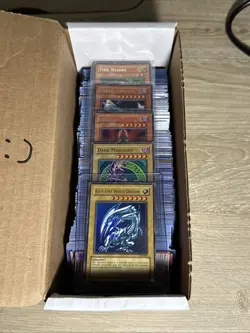 YuGiOh Mystery 50-Card Foil Collection Super Ultra Secret Gold Random Holo Lot - Image 1