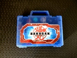 Bakugan Battle Brawlers 18 with 8 metal cards, 10 regular cards + Blue case - Image 1
