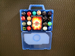 Bakugan Battle Brawlers 18 with 8 metal cards, 10 regular cards + Blue case - Image 3