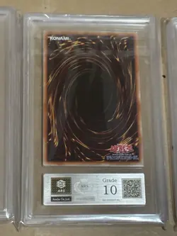 Yu-Gi-Oh Blue-Eyes White Dragon Secret Rare 25th ANNIVERSARY KAIBA SET -NM - Image 3