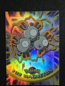2000 Topps Pokemon TV #82 Magneton - Rainbow Foil - Blue Label - MP - Image 1