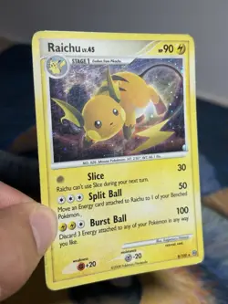 Raichu 8/100 Holo Rare Pokemon Card Diamond & Pearl Stormfront 2008 MP - Image 4