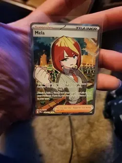 Pokemon TCG Card - Mela 140/131 Prismatic Evolutions Trainer English Full Art NM - Image 1