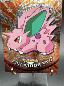 2000 TOPPS Chrome POKEMON Series 1- NIDORANO. # 32 - Image 3