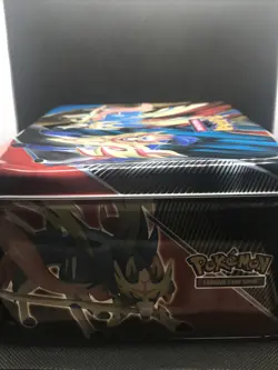 Pokemon Collectors Chest Metal Lunch Box Tin Zacian Zamazenta Sword Shield - Image 4