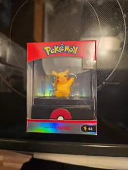 Pokemon Select Collection Series 1 Pikachu 2-Inch Mini Figure - Image 1