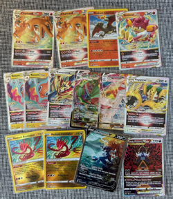 Pokemon 14 Card Foil Crown Zenith Lot Charizard Simisear Zamazenta Samurott NM - Image 1