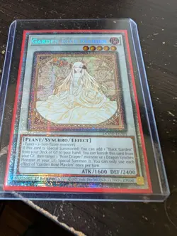 Yugioh! Garden Rose Maiden (alternate art) DOOD-EN101 STARLIGHT - Image 2