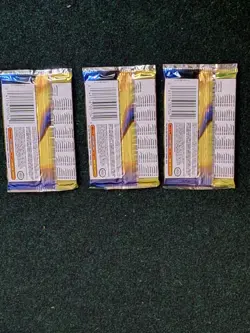3 packs !!!!! Sealed 2000 Pokemon Topps Chrome (Series 1) Booster Pack - Image 2