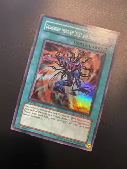2003 Yugioh - Dedication Through Light and Darkness IOC-095 1st Edition Super LP - Image 3