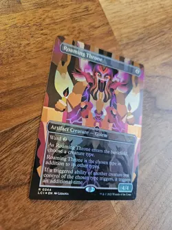 Roaming Throne - BORDERLESS FOIL - NM - MTG - Image 4