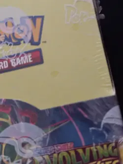 Pokemon TCG Sword and Shield - Evolving Skies Booster Box - W/ Hole - See Pics 820650818776 - Image 4