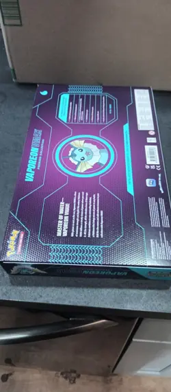 Pokemon TCG: VAPOREON VMAX Premium Collection 2021 Sword & Shield*FACTORY SEALED - Image 2