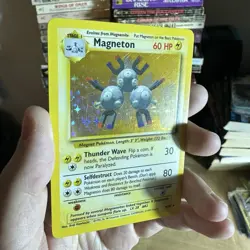 Magneton 9/102 Pokemon Base Set Holo Rare WOTC Vintage Card English LP Unlimited - Image 3