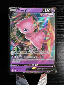 Mew v 113/264 SWSH08: Fusion Strike Holo Card Near Mint Condition - Image 1
