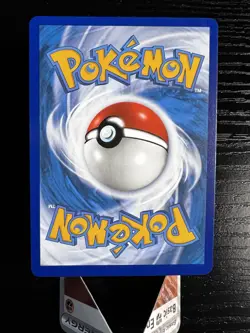 Mew v 113/264 SWSH08: Fusion Strike Holo Card Near Mint Condition - Image 2