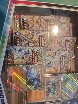POKEMON TCG SCARLET AND VIOLET PRISMATIC EVOLUTIONS PREMIUM COLLECTION BOX - Image 2