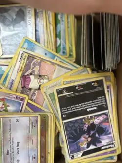 Bulk Lot: 500+ Common/Uncommon + some Holos Pokemon Cards LP-NM!!! - Image 4