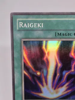 Raigeki LOB-053 Yugioh Legend Of Blue Eyes Super Rare Vintage MISPRINT! - Image 2