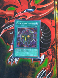 Mask of the Accursed - LON-019 - Super Rare - Unlimited Edition Yugioh HP - Image 1