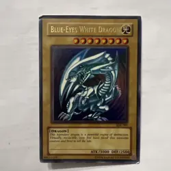 Yugioh! Blue-Eyes White Dragon SDK-001 Ultra Rare English MP - Image 1