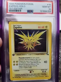 Pokemon Zapdos 1999 Fossil 1st Edition Holo Card #15/62 PSA 10 - Image 1